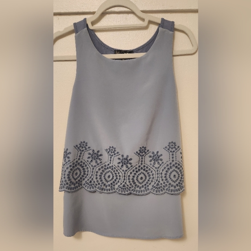 Diane Gilman Blue Embroidered Tiered Sleeveless Top Sz XS